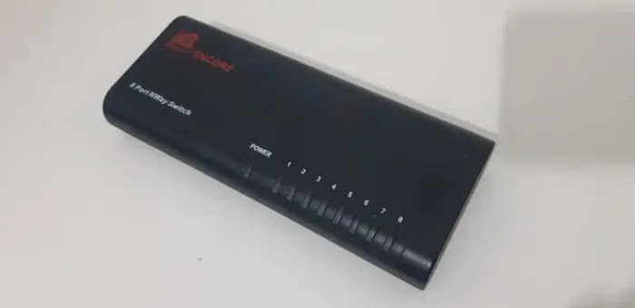 Hub Switch Encore 8 portas ENH908-NWY usado testado funcionando com fonte