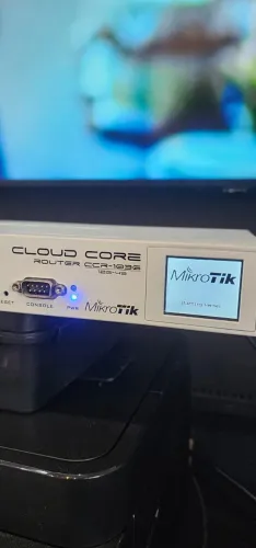 MikroTik CCR1036-12G-4S Cloud Core Router Profissional