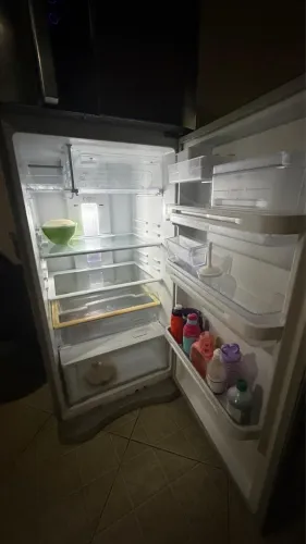 Geladeira ? ELETROLUX ? em perfeito estado !