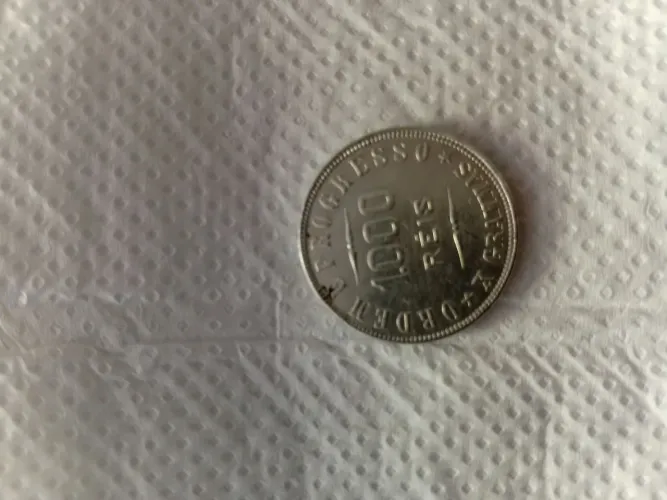 Moeda de prata antiga 
