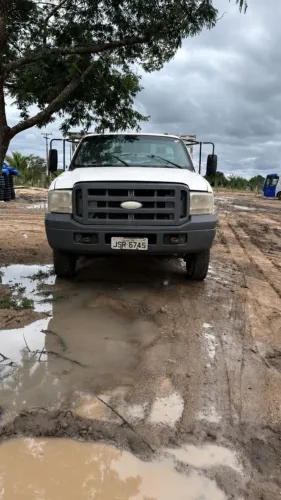 Caminhão Carroceria | Marca: Ford | Modelo: F-4000G | Ano: 2010