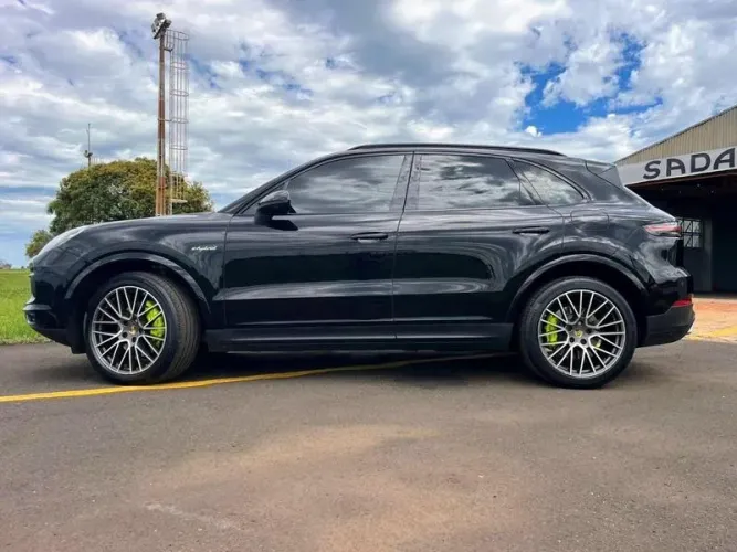 Porsche Cayenne 3.0 Turbo V6 340cv 2020