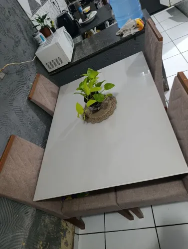 Mesa 4 cadeiras