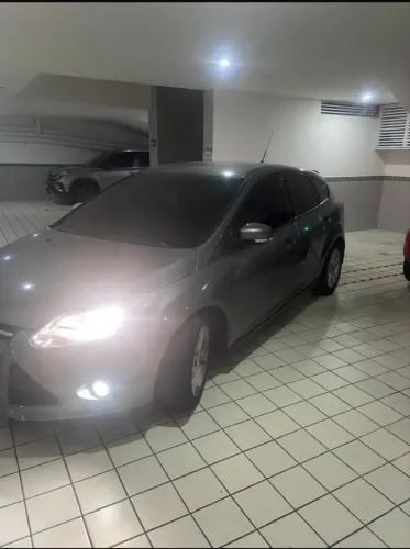 Ford Focus 1.6 S/1.6 SE Flex 16V 5P AUT 2015