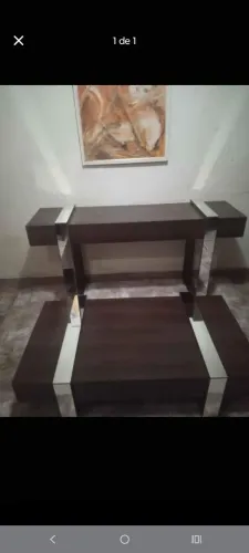 Aparador e mesa de centro 