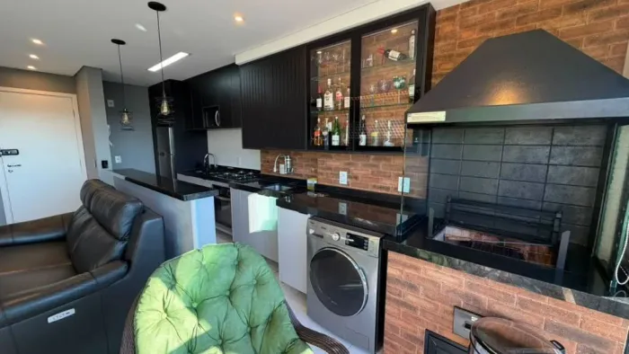 Apartamento Moderno com 2 Dormitórios (1 suíte) no Bairro Continental