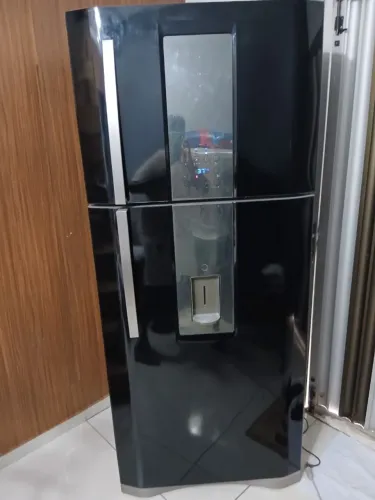 GELADEIRA FRÓESFRE COM GARANTIA E ENTREGAR