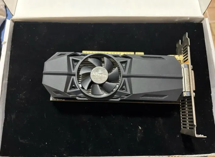 DEFEITO* VENDO PLACA DE VÍDEO GTX 1050 TI 4GB PLACA SEM DAR VÍDEO