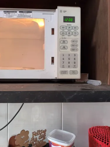 Micro-ondas não esqueta
