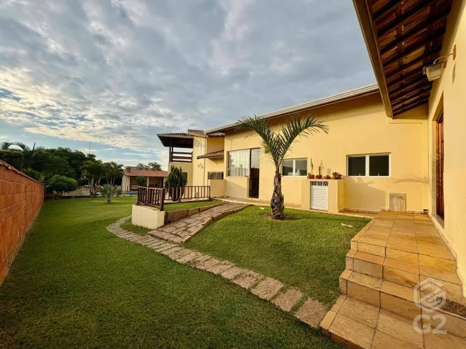 Chácara com 3 dormitórios à venda, 1000 m² por R$ 1.790.000,00 - Terras de Itaici - Indaia