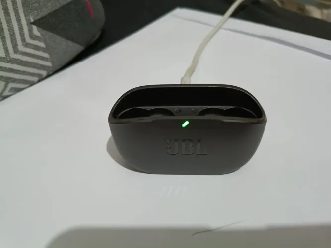 JBL Wave Buds SOMENTE ESTOJO DE CARREGAMENTO
