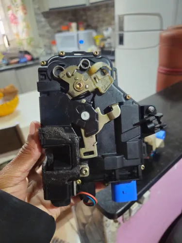 Fechaduras Dianteira VW polo original 2003 até 2015