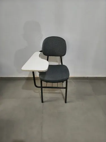 Móveis escolares usados 
