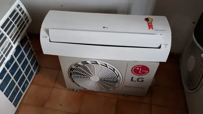 Vendo Ar condicionado LG Dual inverter 12 mil btus.
