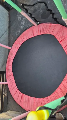 Vendo Cama elástica infantil 1.4 metros