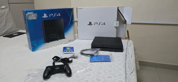 PlayStation 4 Fat 500gb na caixa