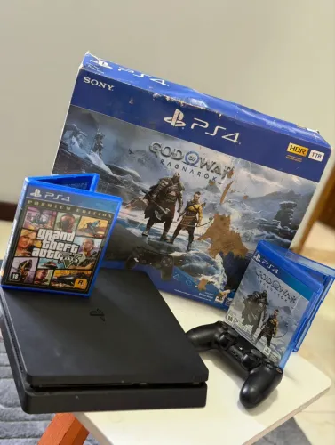 PS4 - 1TB + 6 JOGOS - ( GOD OF WAR, GTA FIFA)