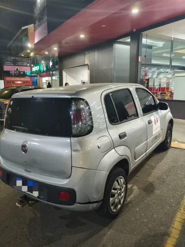 Fiat Uno Attractive 1.0 EVO Fire Flex 8V 5P 2016