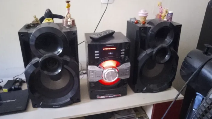 vende se um aparelho de som valor 350 reais avista