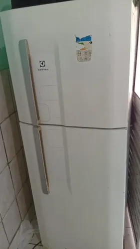 Geladeira duplex Electrolux