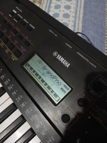 Teclado yamaha