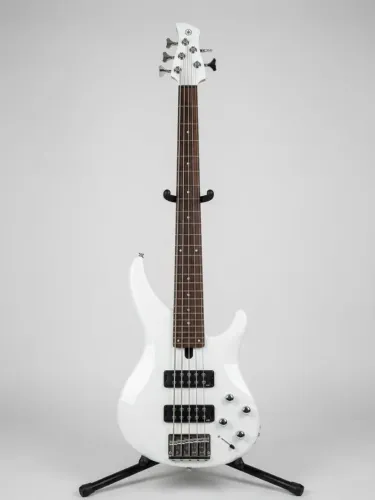Baixo Yamaha trbx305 5 cordas