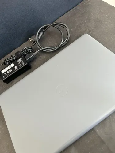 Notebook Dell i5 10ª Geração - 8GB RAM - SSD 256GB - OLX Pay - Prata - Aceito Troca 18x