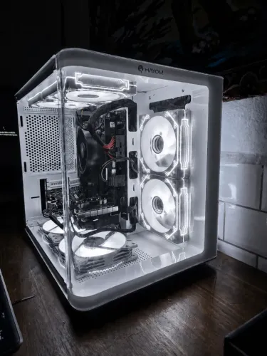 PC Gamer Baronês Excêntrico