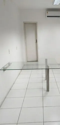 MESA DE VIDRO 1,40X1,40