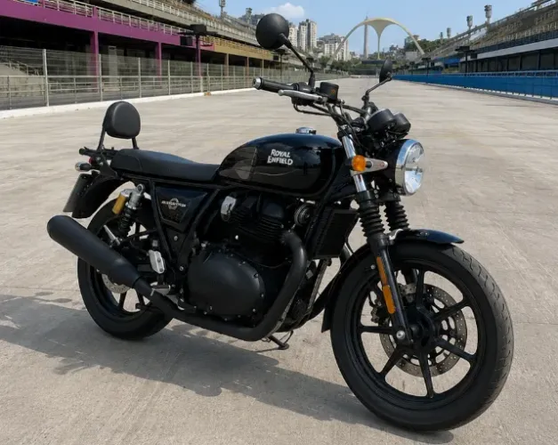 ROYAL ENFIELD METEOR 650 INTERSTELLAR Custom