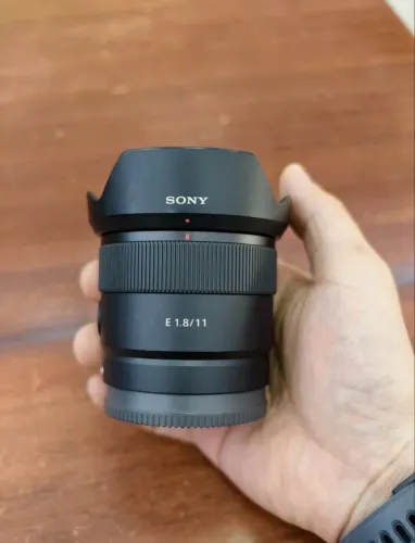 Lente Sony 11mm 1.8 impecável