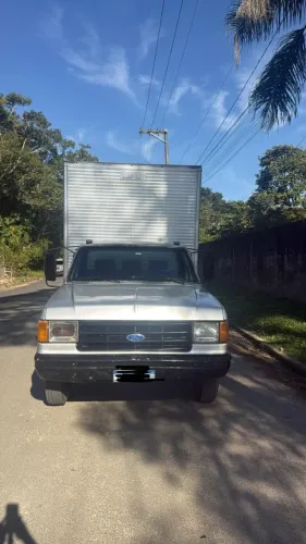 Caminhão ótimo estado troco por carro