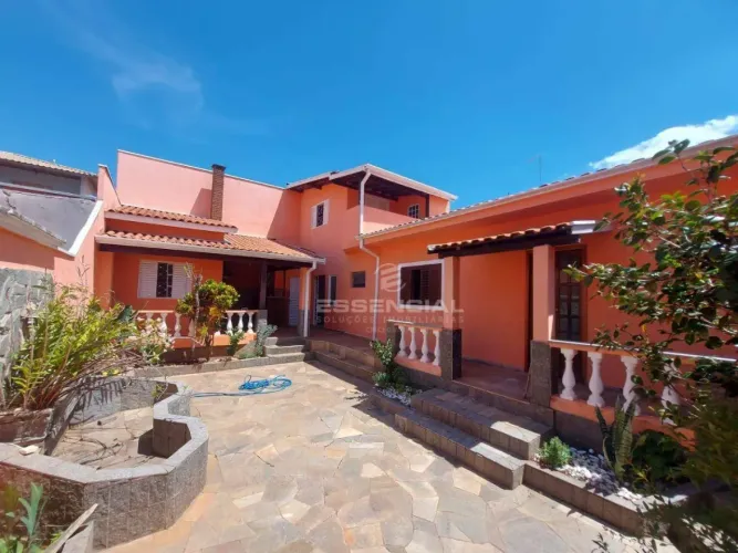 Casa com 5 dormitórios à venda, 210 m² por R$ 560.000,00 - Jardim Paraíso II - Botucatu/SP