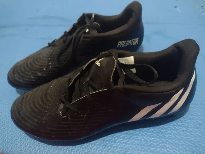 Chuteira Adidas original