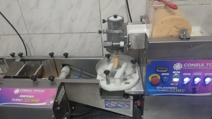 Vendo kit máquinaspara fazer salgadinhos