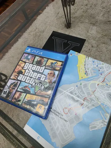 GTA V PS4 C/ Mapa - Impecável