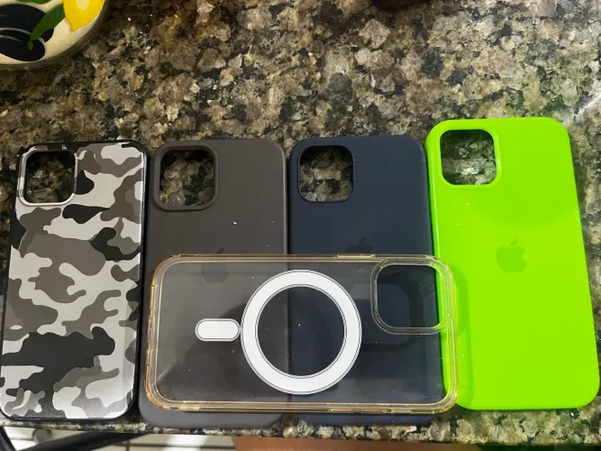 Capas iphone 12 