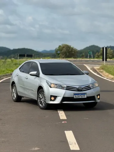Toyota Corolla GLI 1.8 Flex 16V Aut. 2017