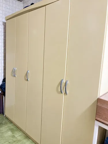 Guarda roupa casal mogno