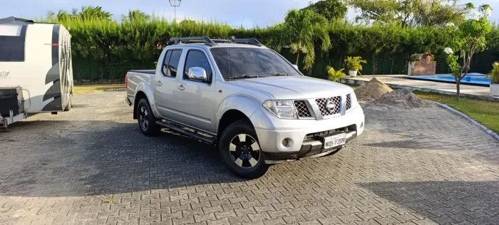 Nissan Frontier LE CD 4X4 2.5 TB Diesel Aut. 2010