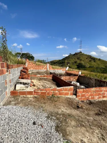 VENDO TERRENO COM ALICERCE NO CONDOMÍNIO PARQUE RESIDENCIAL RIO SÃO PAULO