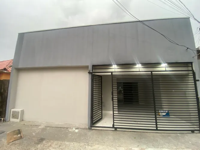 Aluguel casa centro Aragarças