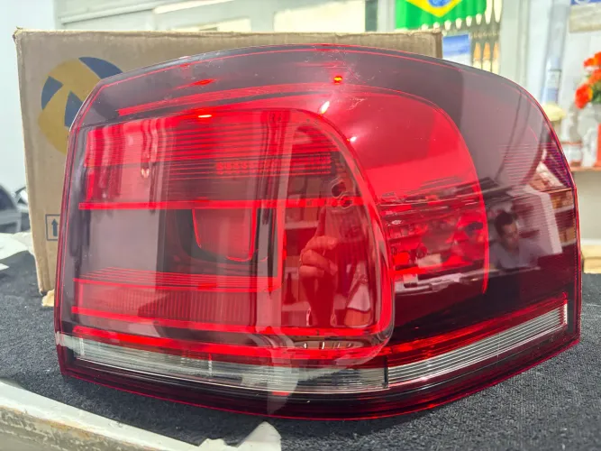 Lantern lateral traseira VW Spacefox 2015 a 2019 Direito Fume Arteb
