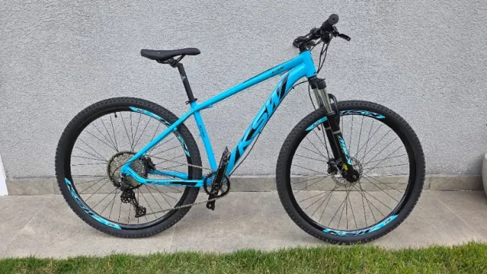 Bike KSW XLT 300 Aro 29 | Shimano Deore 12v | Excelente Estado
