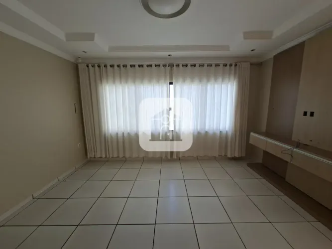 Casa para locação e venda no bairro Cidade Jardim