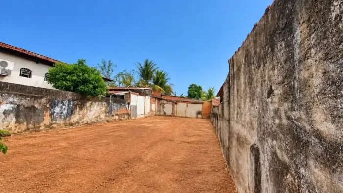 Terreno para venda com 300 metros quadrados em Vila Aguiar - Goiânia - GO