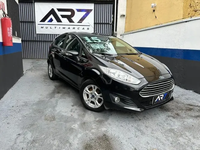 Ford Fiesta 1.6 16V Flex Mec. 5P 2015