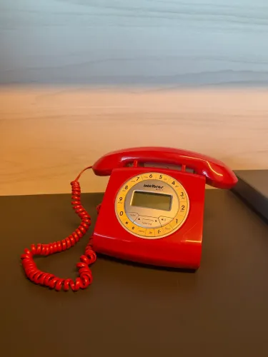 Telefone Fixo Intelbras TC 8312 Retrô c/ Identificador de Chamadas e Viva-voz