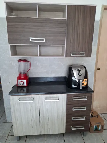VENDO: Armário de Cozinha Completo (Balcão + Armário Aéreo + Paneleiro Torre)