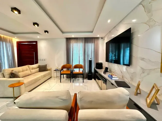 Casa Duplex à Venda na Sapiranga com 150 m², 3 dormitórios e 2 vagas